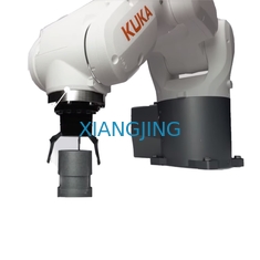 6 as Gebruikt de Robotwapen van KUKA Agilus Kr 4 R600 voor de Behandeling van Robot