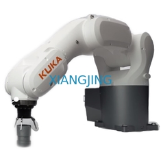 6 as Gebruikt de Robotwapen van KUKA Agilus Kr 4 R600 voor de Behandeling van Robot
