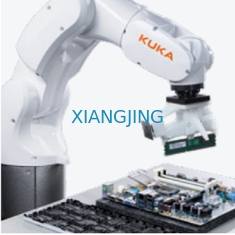 6 as Gebruikt de Robotwapen van KUKA Agilus Kr 4 R600 voor de Behandeling van Robot