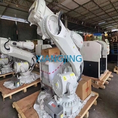 6700205/2.8 de industriële Gebruikte ABB-Robot205kg Nuttige lading met Kabinet onderwijst Tegenhanger