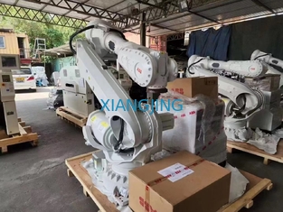 6700205/2.8 de industriële Gebruikte ABB-Robot205kg Nuttige lading met Kabinet onderwijst Tegenhanger