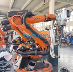6 as Gebruikt de Robotwapen van KUKA Agilus Kr 4 R600 voor de Behandeling van Robot