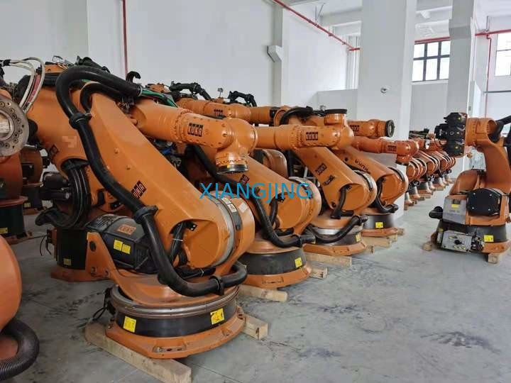 Gebruikte PA 5 het wapen KUKA van Kr 300-2 van de asrobot voor oogst en plaats