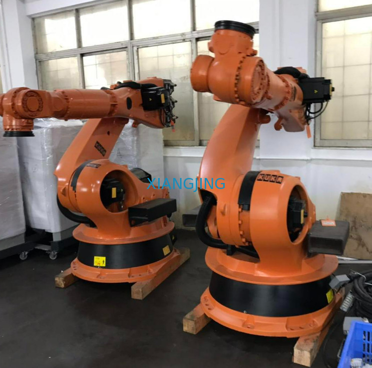 De tweede Handrobot Kr 210 R2700 gebruikte Kuka-EXTRA Robot voor Oogst en plaatst heel wat voorraad